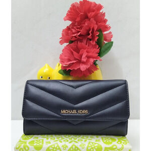 Michael Kors Jet Set Travel Black Quilted Leather Credit Card Fold Wallet - $298